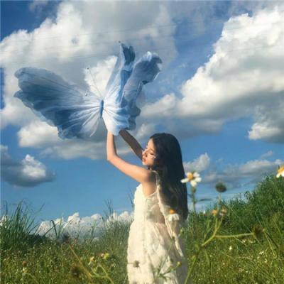 当众离婚弃妇竟是总裁白月光隐婚娇妻竟是首富千金